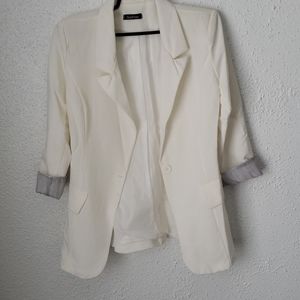Off white boohoo blazer